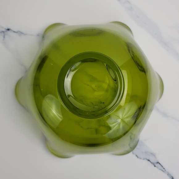 Vtg Avocado Green Tulip Rim Glass Bowl - Picture 6 of 15